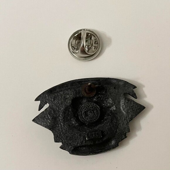 Vintage MLB Cincinnati Reds Baseball Souvenir Mascot Pin - Picture 4 of 9